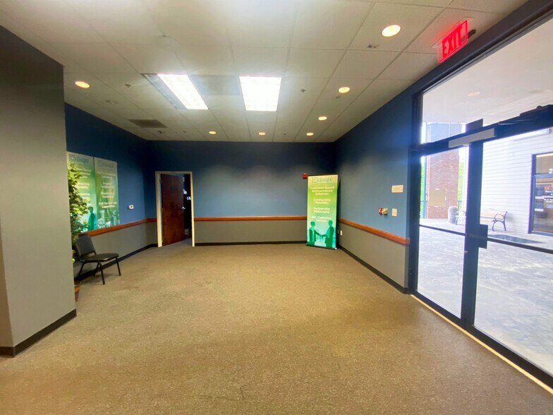 More Photos Of 3951 NW 48th Ter, Gainesville Medical For Lease