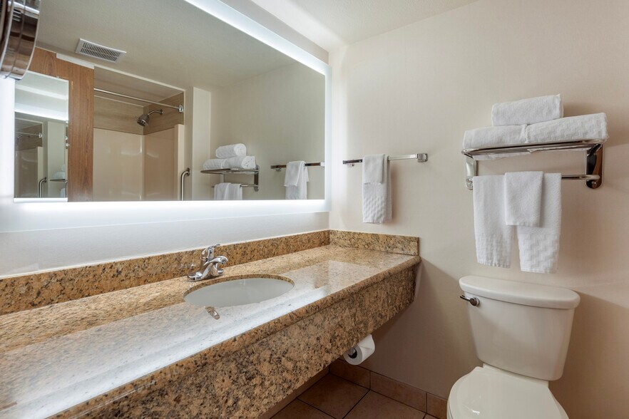 More Photos Of , Oak Harbor Hospitality For Sale