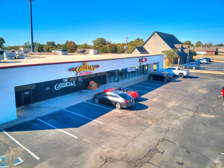 Primary Photo Of 13330 S Memorial Dr, Bixby Unknown For Lease