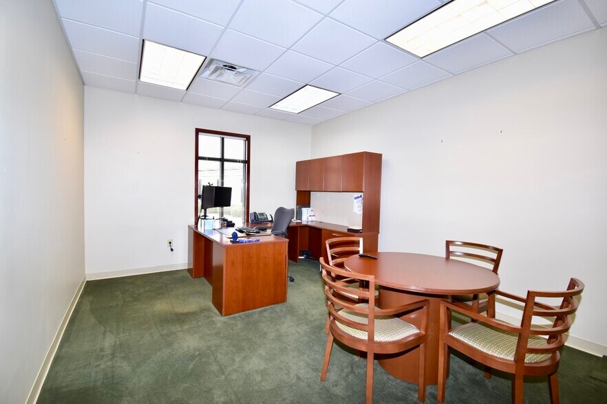 More Photos Of 79 Stonebridge Blvd, Jackson Office For Lease