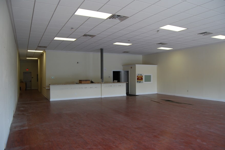 More Photos Of 4739-4749 W Lincoln Hwy, Parkesburg Storefront Retail Office For Lease