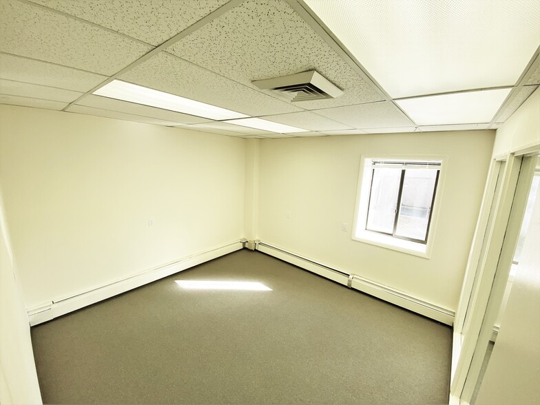 More Photos Of 525 Fenimore Rd, Mamaroneck Loft Creative Space For Lease