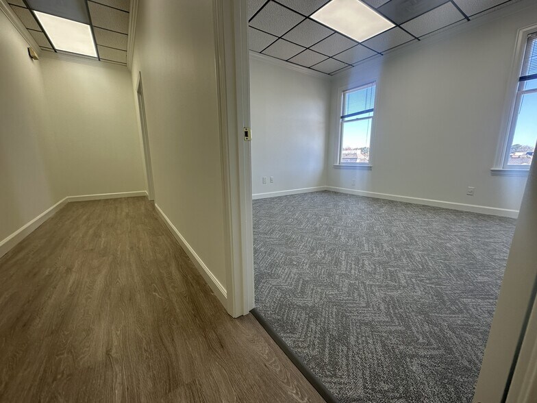 More Photos Of 2402 Mount Vernon Rd, Dunwoody Office For Lease