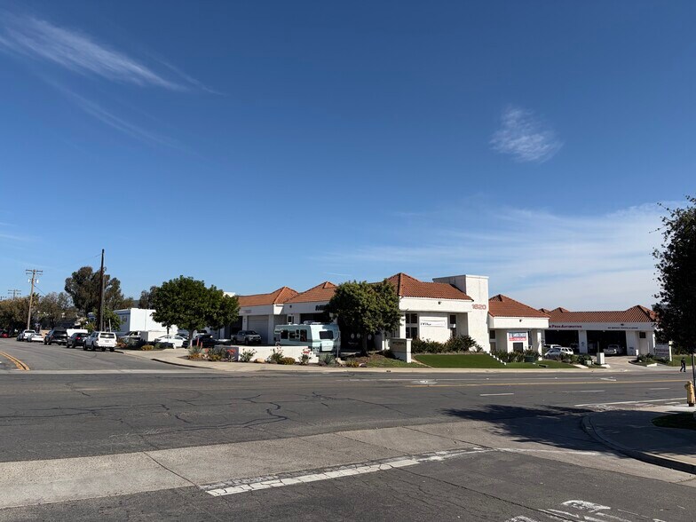 More Photos Of 1620 Grand Ave, San Marcos Auto Repair For Lease