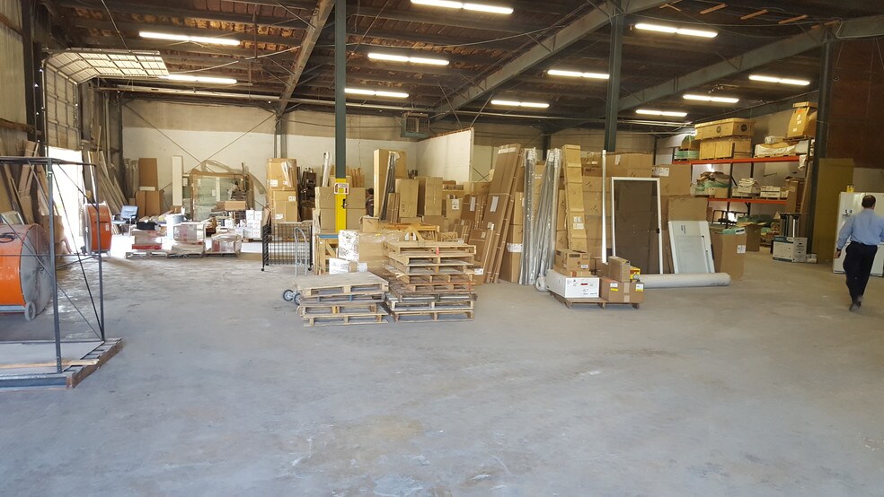 More Photos Of 1222 Chulie Dr, San Antonio Warehouse For Lease