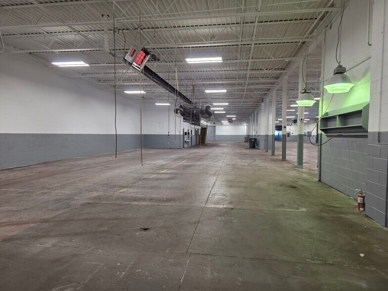 More Photos Of 41135 Irwin Dr, Harrison Township Warehouse For Sale