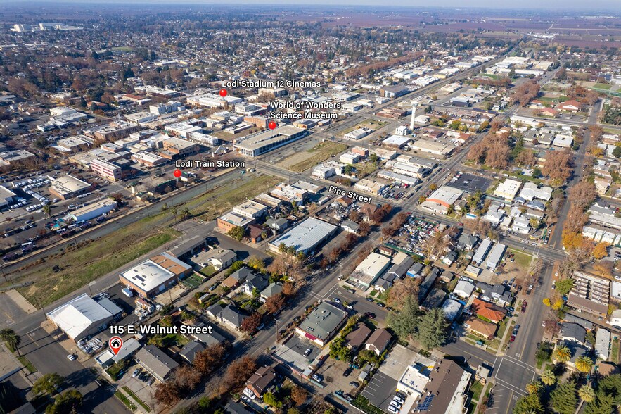 Primary Photo Of 115 E Walnut St, Lodi Freestanding For Sale