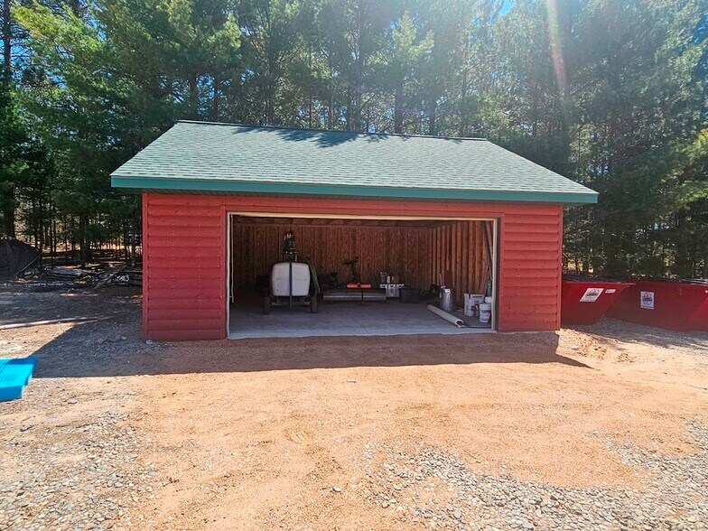 More Photos Of 4702 Hi Pines Ln, Eagle River Trailer Camper Park For Sale