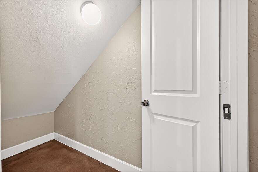 More Photos Of 14134 Packard St, Houston Specialty For Sale