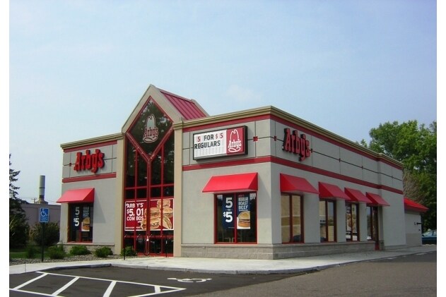 More Photos Of 3751 N Lexington Ave, Arden Hills Fast Food For Sale