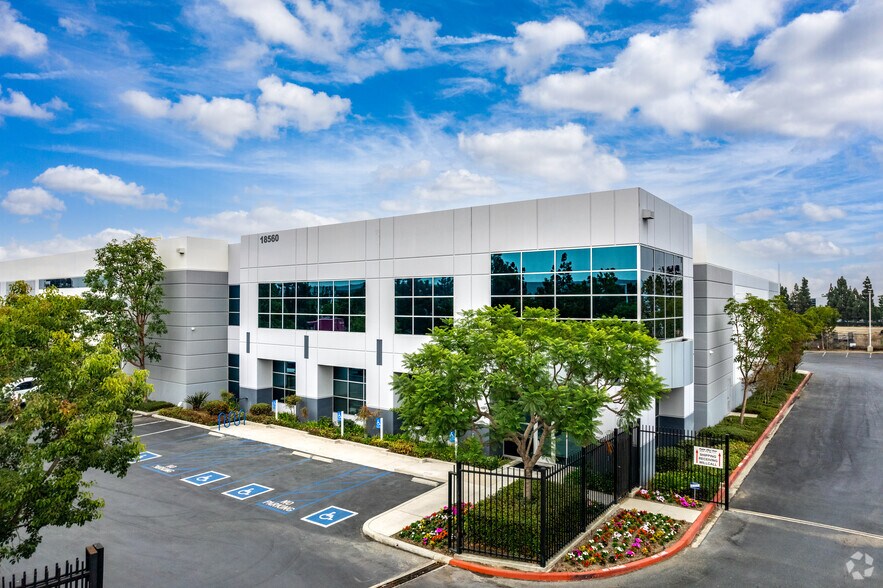 More Photos Of 18450 S Wilmington Ave, Rancho Dominguez Manufacturing For Lease