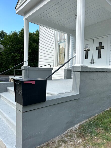 More Photos Of 45504 Cass Ave, Utica Religious Facility For Sale