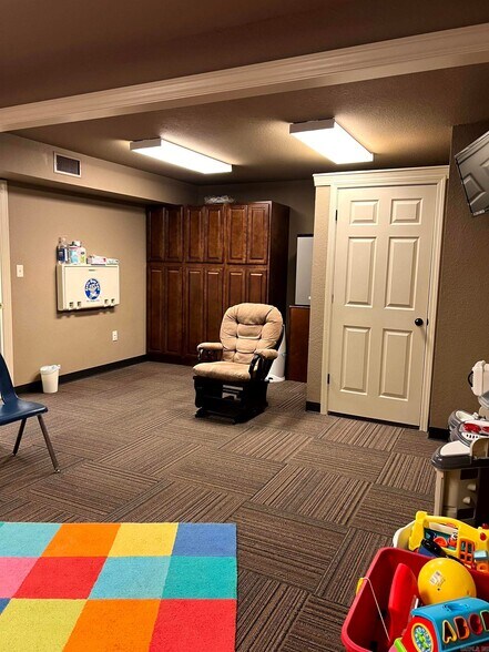 More Photos Of 418 Eastline Rd, Searcy Light Distribution For Sale