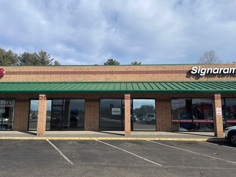 More Photos Of 5042-5070 Styers Ferry Rd, Winston-Salem Unknown For Lease