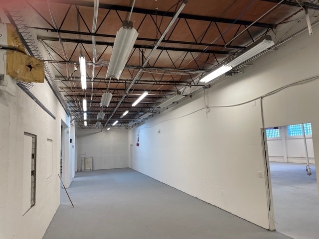 More Photos Of 1815 10th Ave N, Lake Worth Beach Warehouse For Lease