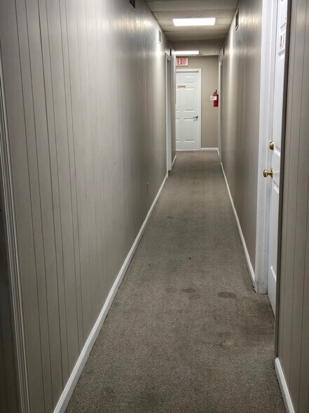 More Photos Of 706 Philadelphia Pike, Wilmington Office For Lease