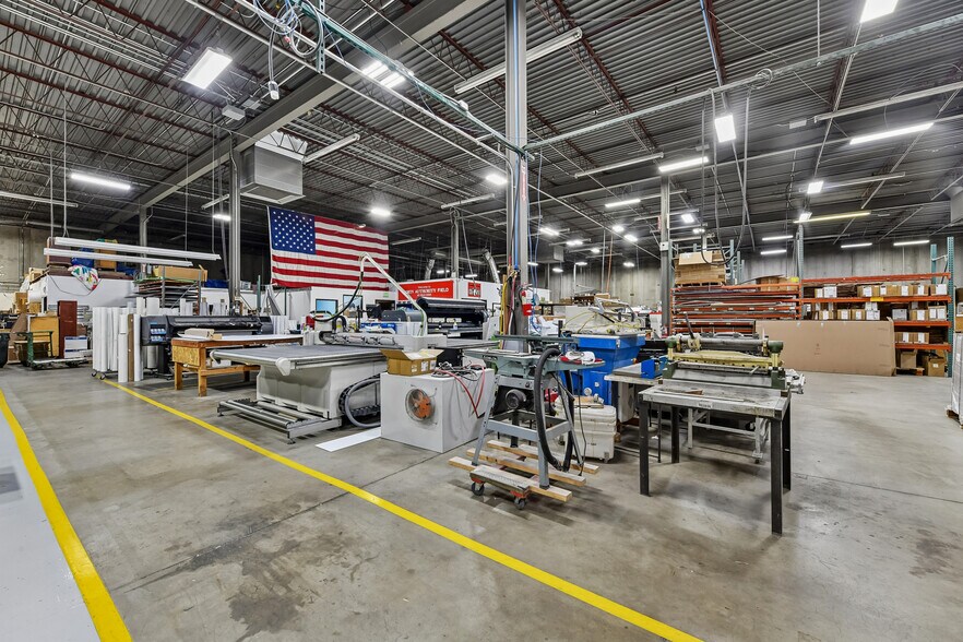 More Photos Of 790 Umatilla St, Denver Warehouse For Sale