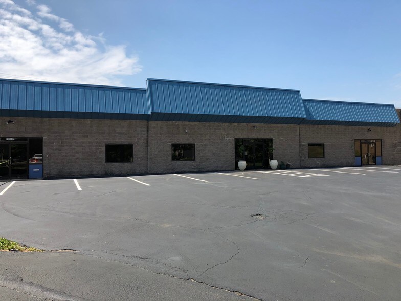 Primary Photo Of 11466 Schenk Dr, Maryland Heights Office For Lease