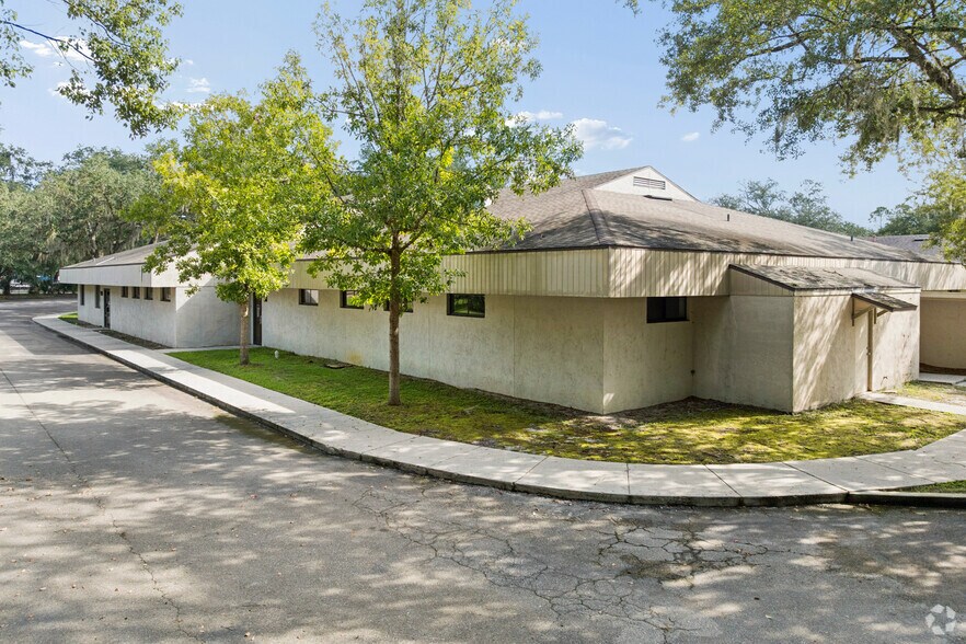 More Photos Of 730 NE Waldo Rd, Gainesville Office For Sale