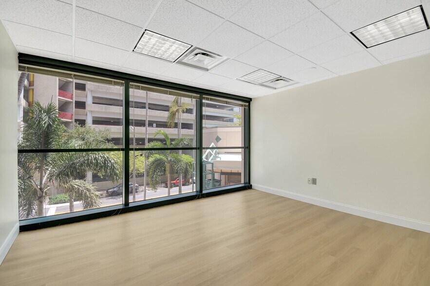 More Photos Of 200 S Andrews Ave, Fort Lauderdale Medical For Sale