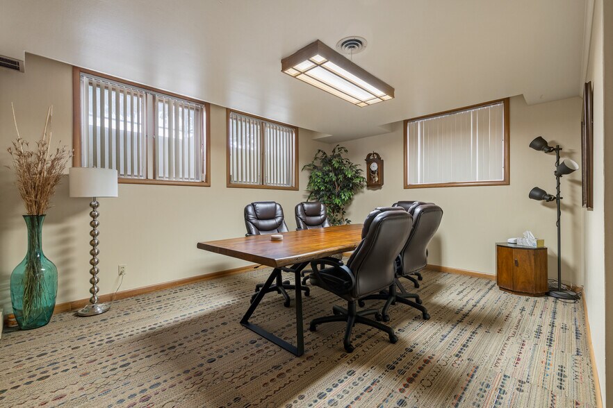 More Photos Of 924 Quincy St, Rapid City Office Residential For Sale