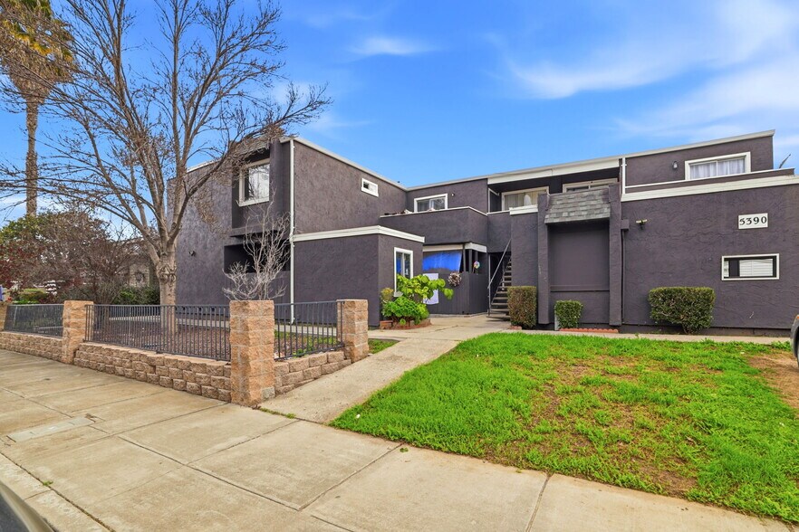 More Photos Of 5390 Carryback Ave, San Jose Apartments For Sale