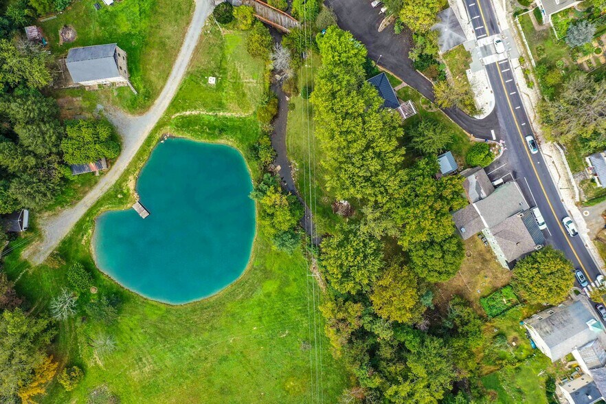 More Photos Of 36939 Charles Town Pike, Hillsboro Convenience Store For Sale