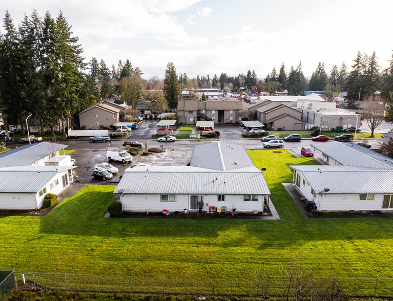 More Photos Of 1061-1067 Ring St, Salem Apartments For Sale