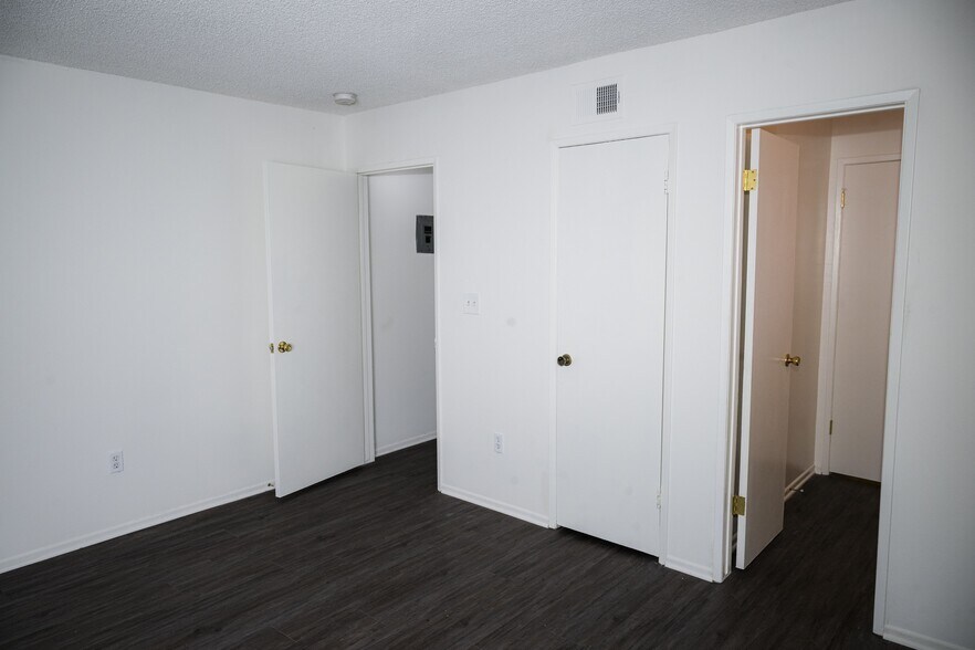 More Photos Of 319 W Lambert Rd, Brea Apartments For Sale