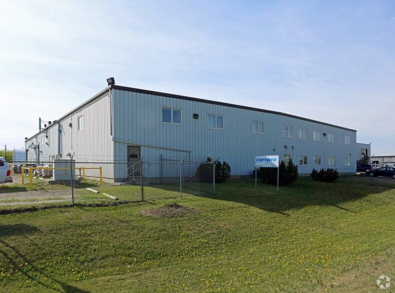 More Photos Of 10848 214th St NW, Edmonton Manufacturing For Sale