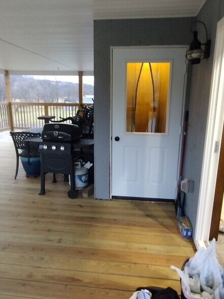 More Photos Of 131 Main St, Worthville Restaurant For Sale