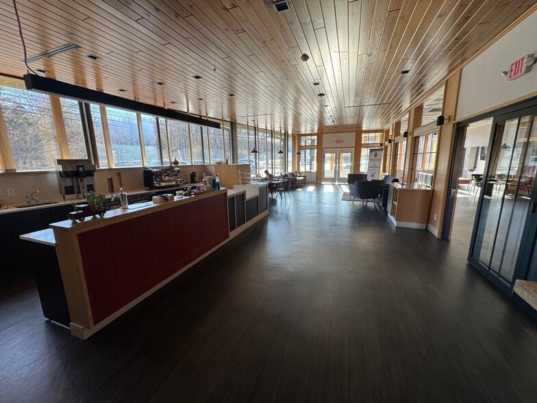More Photos Of 1001 Kimberton Rd, Chester Springs Auto Dealership For Sale
