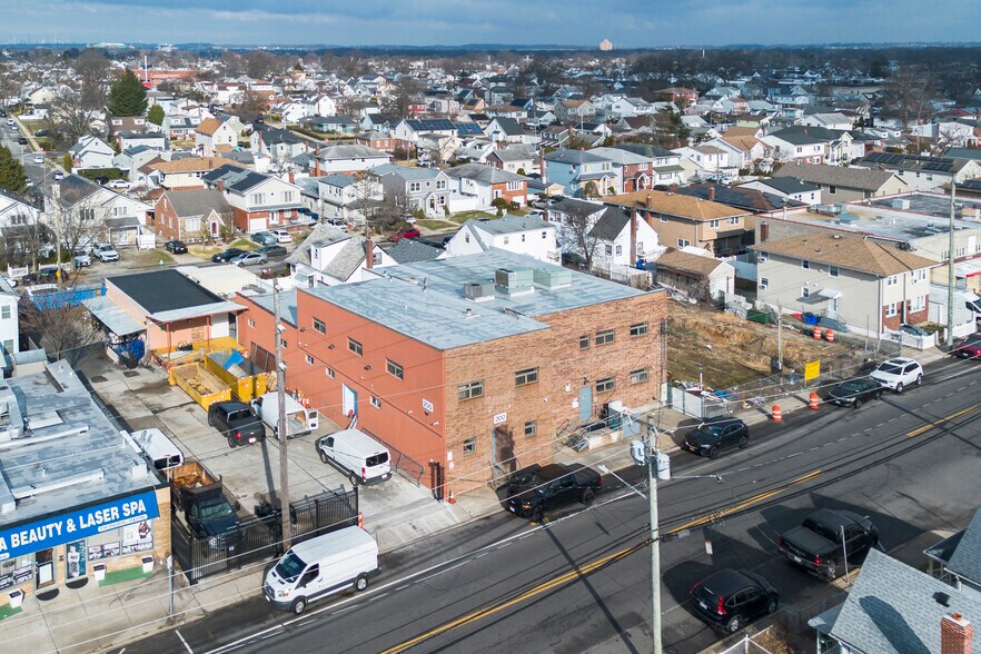 More Photos Of 200 Meacham Ave, Elmont Warehouse For Lease