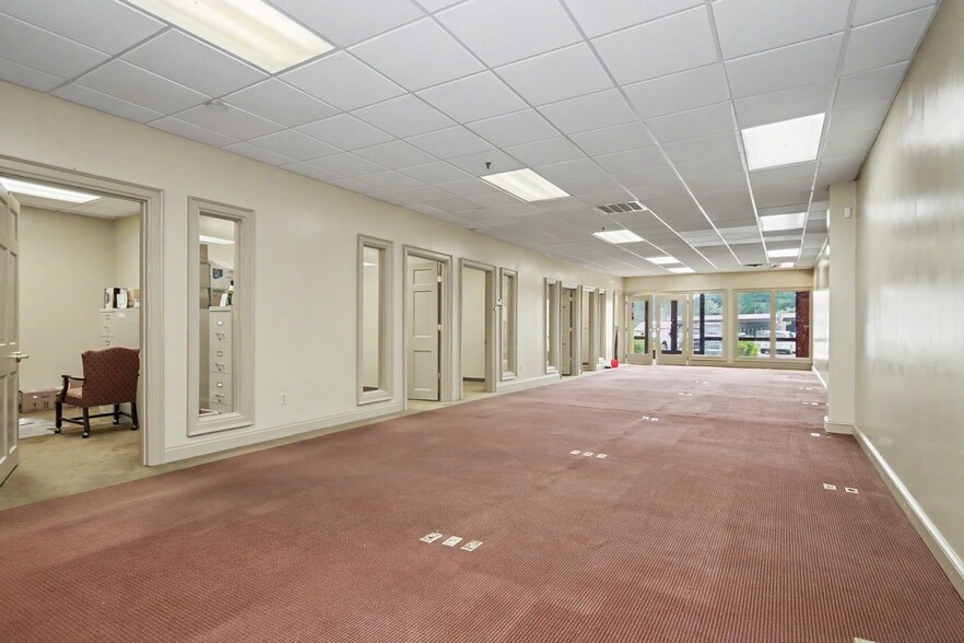 More Photos Of 5020 Route 9W, Newburgh Office For Lease
