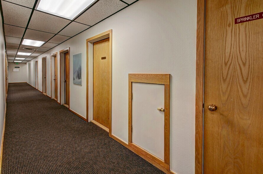 More Photos Of 619 E Main St, Frisco Office For Lease