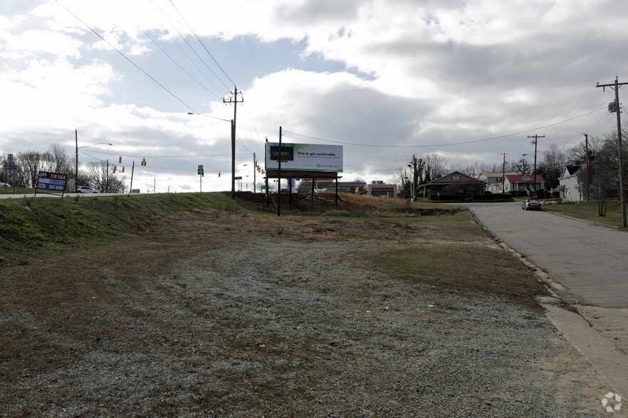More Photos Of 613 S Madison Blvd, Roxboro Land For Sale