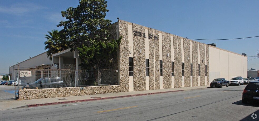 More Photos Of 2121 E 37th St, Vernon Warehouse For Sale