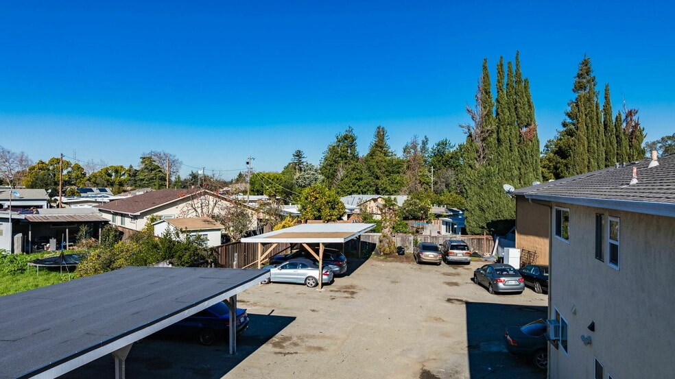 More Photos Of 40775 Max Dr, Fremont Apartments For Sale