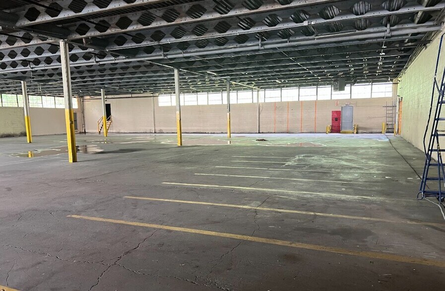 More Photos Of 342 US Highway 22, Green Brook Warehouse For Lease