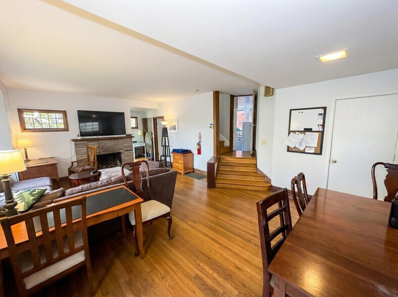 More Photos Of 2633 Regent St, Berkeley Multifamily For Sale