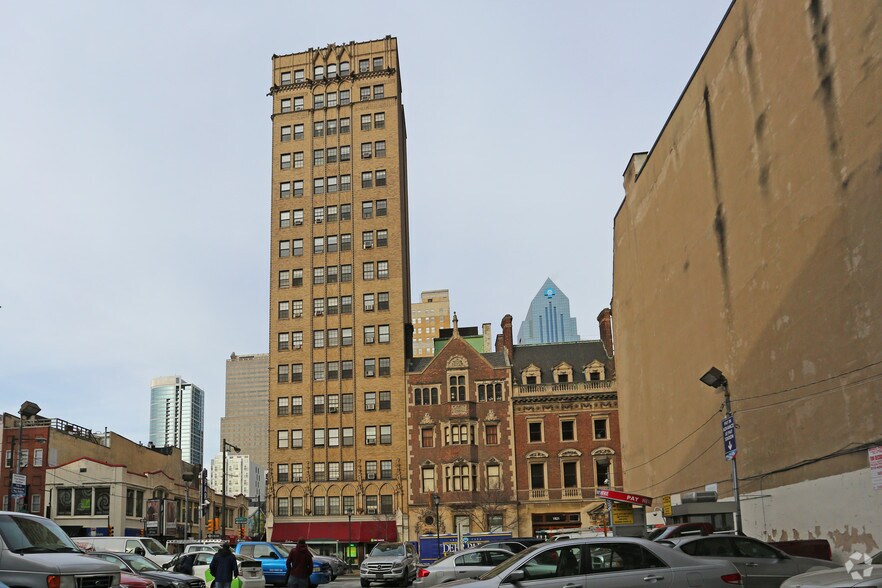 More Photos Of 135 S 20th St, Philadelphia Apartments For Lease