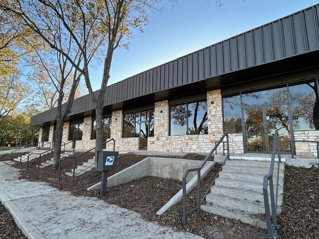Primary Photo Of 202 S C M Allen Pkwy, San Marcos Loft Creative Space For Lease
