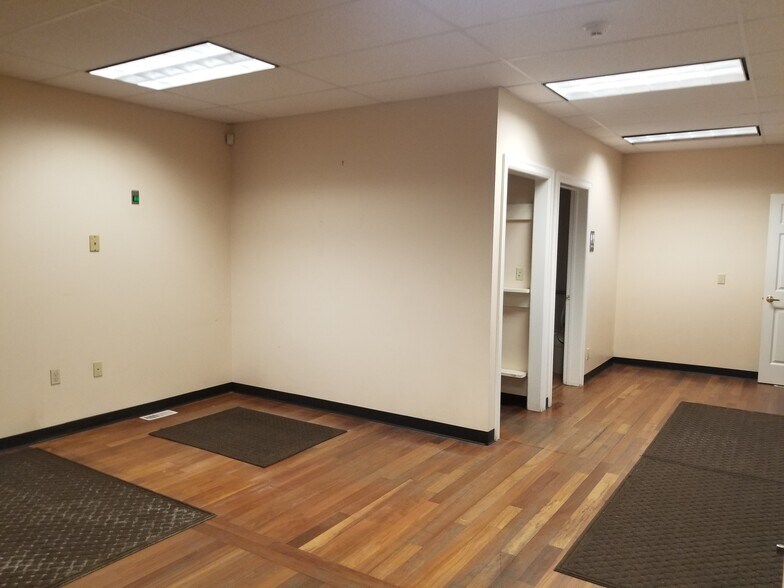 More Photos Of 5840 Goodrich Rd, Clarence Center Daycare Center For Lease