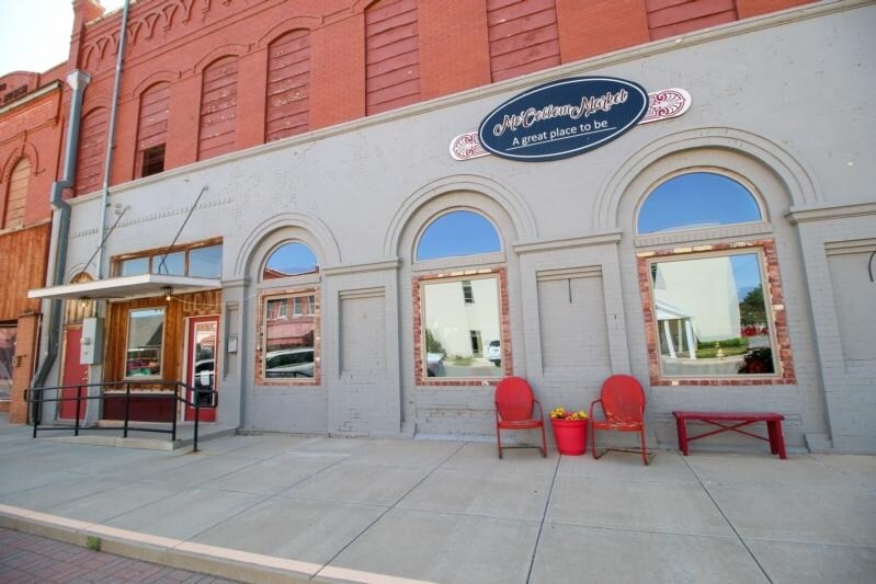 More Photos Of 100 W 4th St, Hobart Restaurant For Sale