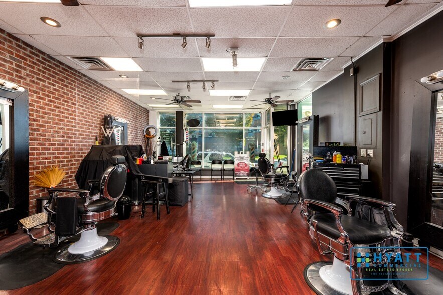 More Photos Of 7452-7456 Baltimore Annapolis Blvd, Glen Burnie Office For Lease