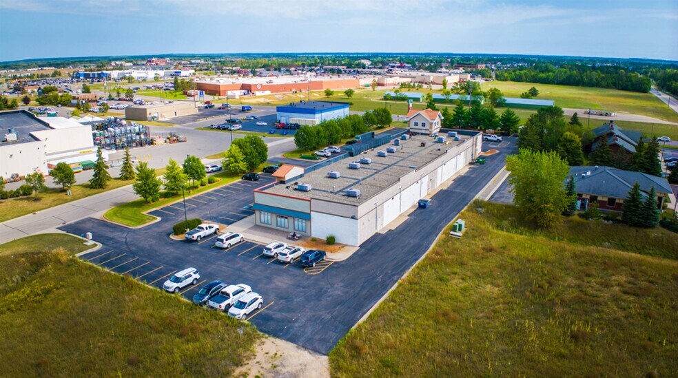 More Photos Of 2300 24th St NW, Bemidji Office For Lease