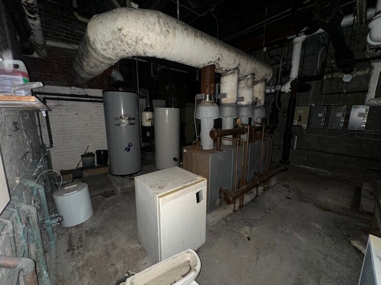 More Photos Of 215 Lelia St, Pittsburgh Apartments For Sale