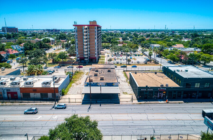 More Photos Of 515 San Pedro Ave, San Antonio Unknown For Lease