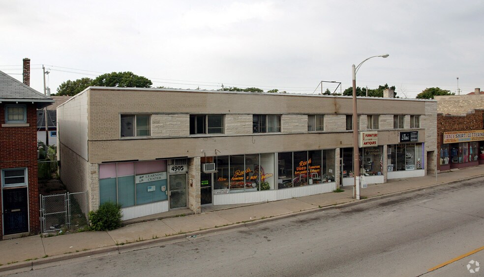 Primary Photo Of 4905-4913 W Center St, Milwaukee Storefront Retail Office For Lease