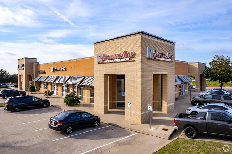 More Photos Of 2501 Hebron Pky, Carrollton Storefront Retail Office For Lease